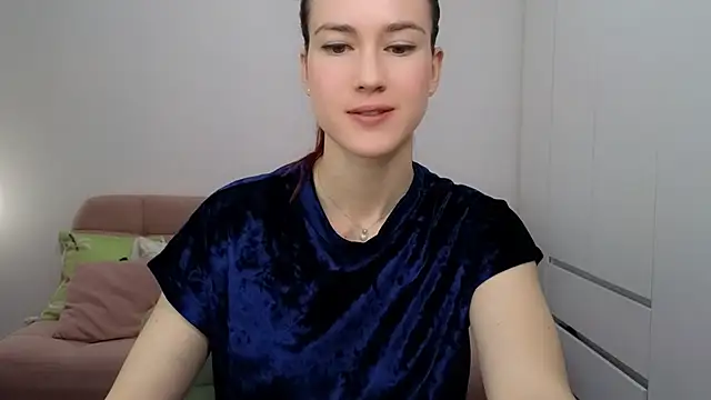 AliciaNewell online show from 11/03/25, 09:24