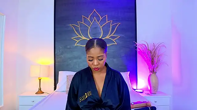 AlisonTravis online show from 04/23/26, 03:02