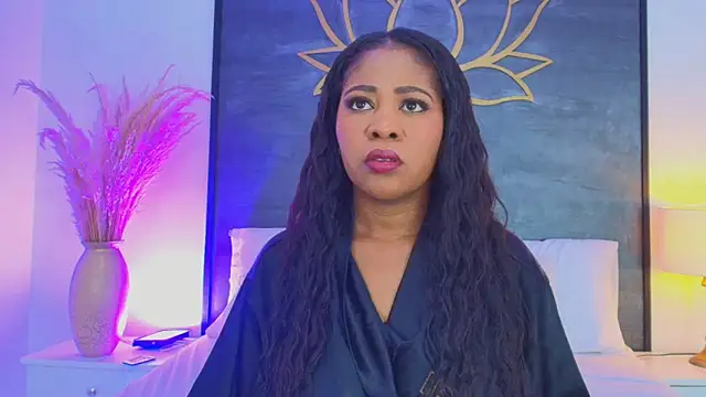 AlisonTravis online show from 12/04/25, 08:41