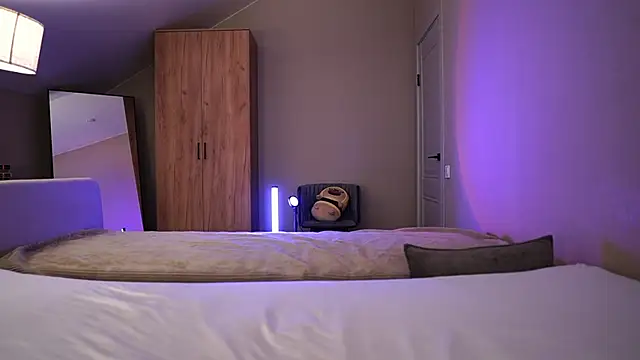 VikkiLustfull online show from 03/08/26, 08:17