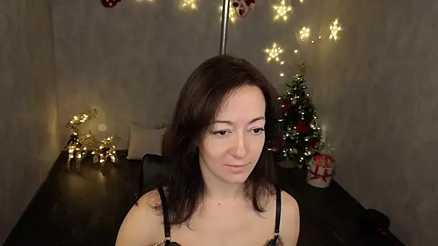 kimberlyray777 online show from 12/22/25, 06:02