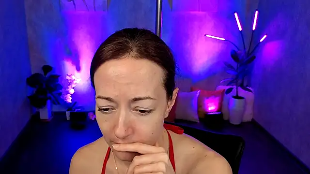 Snapshot of kimberlyray777 chatting on 02/14/25, 03:05 kimberlyray777 online show from 02/14/25, 03:05