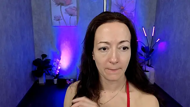 Snapshot of kimberlyray777 chatting on 02/21/25, 09:56 kimberlyray777 online show from 02/21/25, 09:56