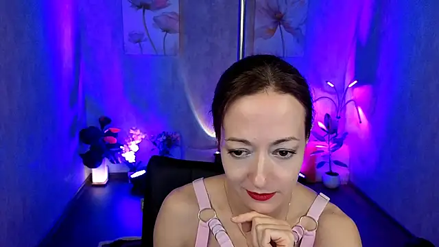 Snapshot of kimberlyray777 chatting on 03/15/25, 04:21 kimberlyray777 online show from 03/15/25, 04:21