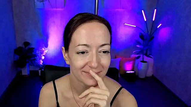 Snapshot of kimberlyray777 chatting on 02/18/25, 04:58 kimberlyray777 online show from 02/18/25, 04:58