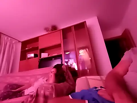 parejamlga58 online show from 11/01/25, 06:46