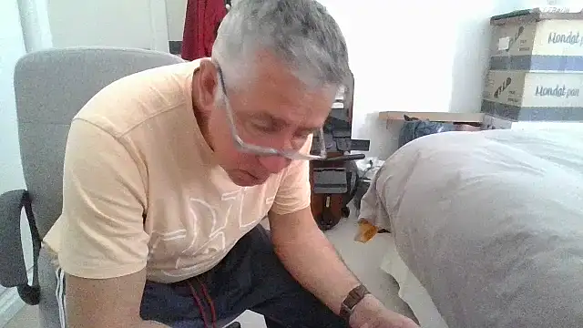 parejamlga58 online show from 04/14/26, 02:00