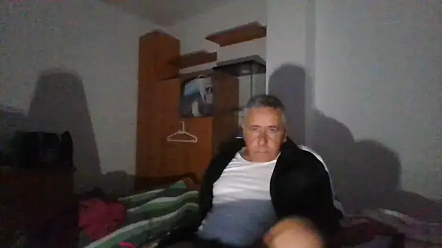 parejamlga58 online show from 12/14/25, 09:42