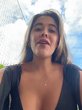 Emilia Bakerr online show from 05/13/26, 07:54