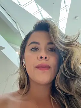 Emilia Bakerr online show from 06/17/26, 07:46