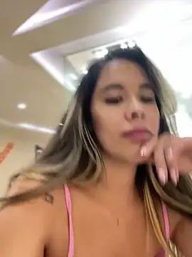 Emilia Bakerr online show from 03/05/25, 09:48