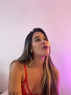 Emilia Bakerr online show from 03/07/25, 08:33