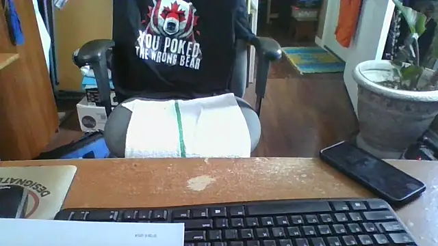 Daremeknot online show from 12/01/25, 03:13