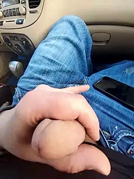 Dut421xh online show from 11/08/25, 01:58