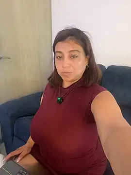 MrsFoucher online show from 11/28/25, 01:22