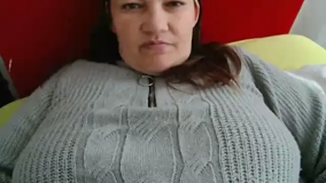 Snapshot of Lucinka1 chatting on 03/27/26, 01:23 Lucinka1 online show from 03/27/26, 01:23