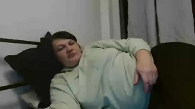 Lucinka1 online show from 11/25/25, 03:23