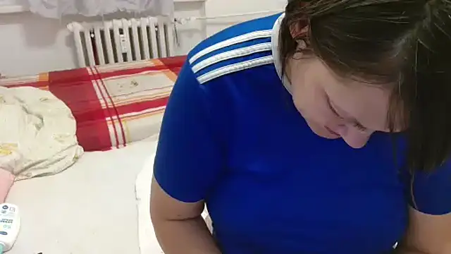 Lucinka1 online show from 11/14/25, 04:10