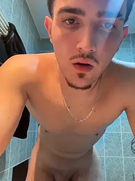 Snapshot of ThePussyLoverr_ chatting on 03/02/26, 12:00 ThePussyLoverr online show from 03/02/26, 12:00