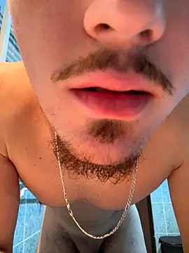 Snapshot of ThePussyLoverr_ chatting on 09/17/25, 11:29 ThePussyLoverr online show from 09/17/25, 11:29