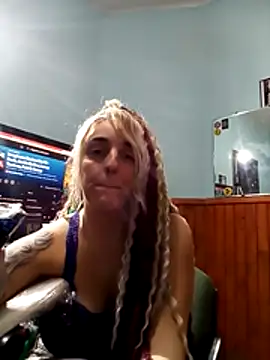 Snapshot of nenamalanenamala chatting on 06/11/26, 06:27 nenamalanenamala online show from 06/11/26, 06:27