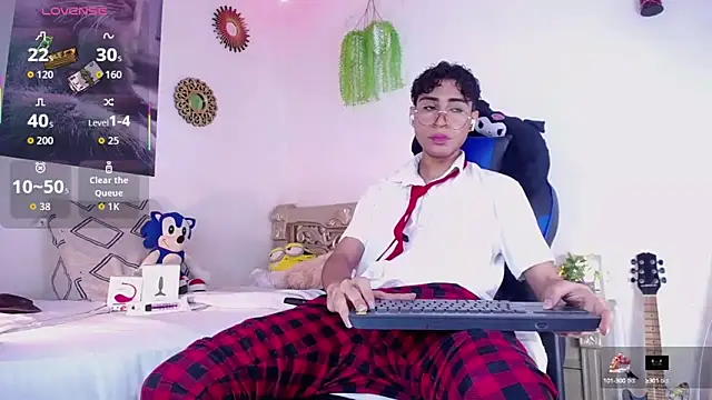 huge armound online show from 10/09/25, 03:07