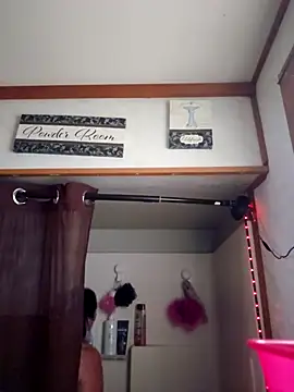 sweetkitty111 online show from 10/24/25, 05:45