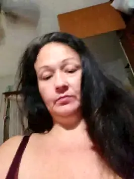 Snapshot of sweetkitty111 chatting on 02/14/26, 05:24 sweetkitty111 online show from 02/14/26, 05:24