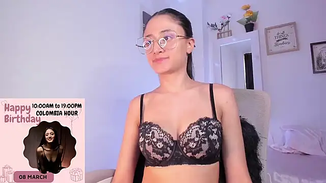  Caroliinee  online show from 03/07/25, 07:16