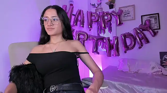  Caroliinee  online show from 03/11/25, 09:15