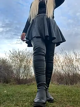 Marina- online show from 11/02/25, 01:49