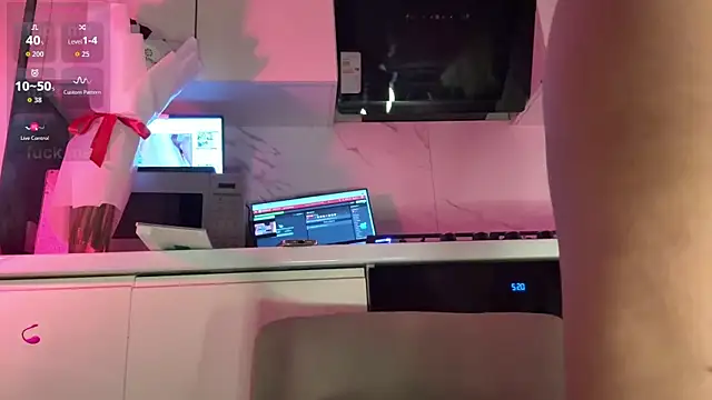 Marina- online show from 11/13/25, 07:07