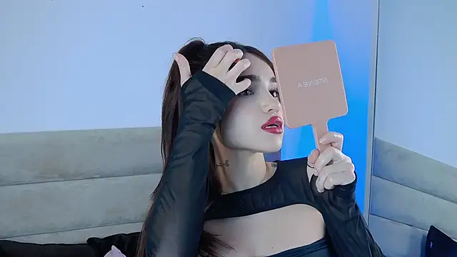 Snapshot of AllieEvans chatting on 01/22/25, 11:53 AllieEvans online show from 01/22/25, 11:53