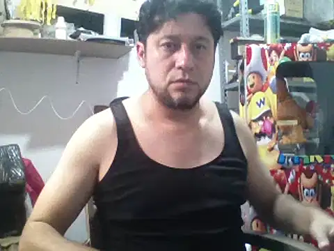 Snapshot of simpatico1000 chatting on 02/16/25, 11:39 simpatico1000 online show from 02/16/25, 11:39
