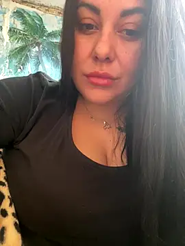 DaisyStreet online show from 11/17/25, 09:02