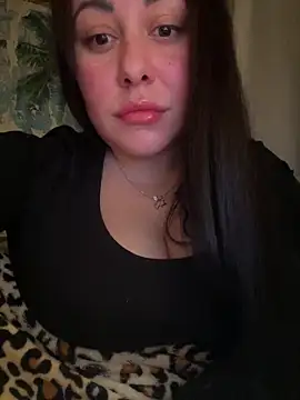 DaisyStreet online show from 12/21/25, 04:52