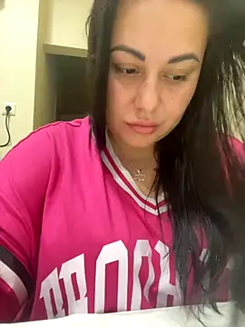 DaisyStreet online show from 10/24/25, 08:57