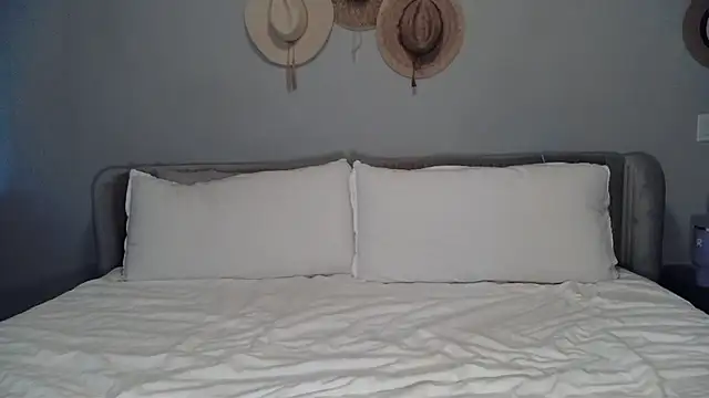 cumoncandy69 online show from 01/15/26, 08:56