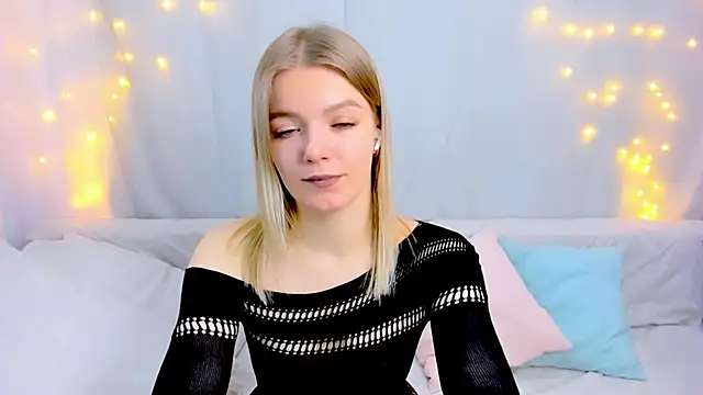 Lily Daviss online show from 02/09/26, 03:04