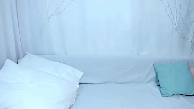 Lily Daviss online show from 03/27/26, 03:04