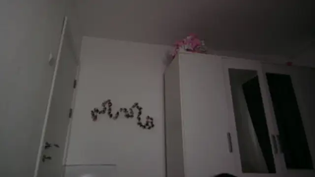 Snapshot of KaylaLaine chatting on 10/21/25, 05:51 KaylaLaine online show from 10/21/25, 05:51