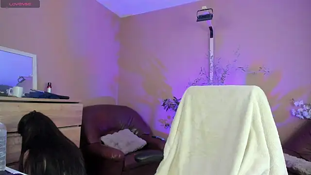 KaylaLaine online show from 05/21/26, 06:55