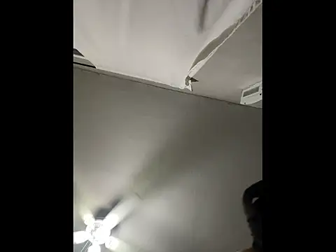 babykayla972 online show from 10/27/25, 06:14