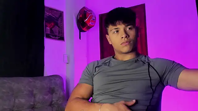 Dominic Biker   online show from 01/16/26, 04:49