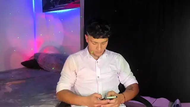 Dominic Biker   online show from 12/12/24, 04:04