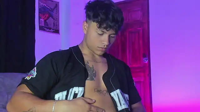 Dominic Biker   online show from 03/20/26, 05:08