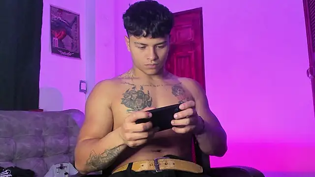 Dominic Biker   online show from 02/07/26, 05:48