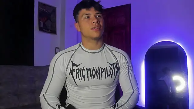 Dominic Biker   online show from 05/05/26, 05:32