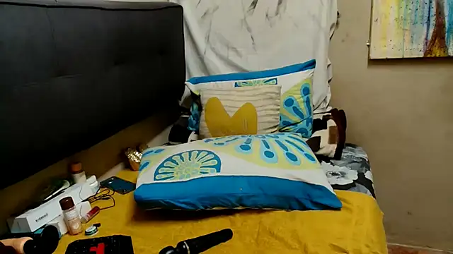 Brunettedevon33 online show from 09/18/25, 09:12