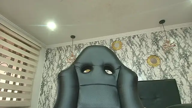 Hannagarces online show from 09/24/25, 11:39